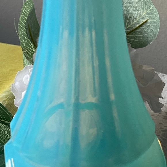 Blue Opaline Glass Vase - Picture 10 of 12